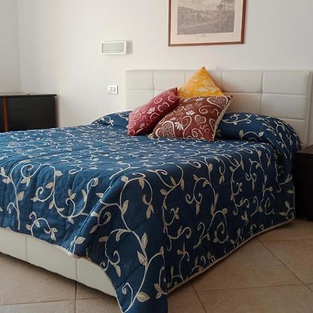 Flamingo House Apartment Cabras Ngoại thất bức ảnh