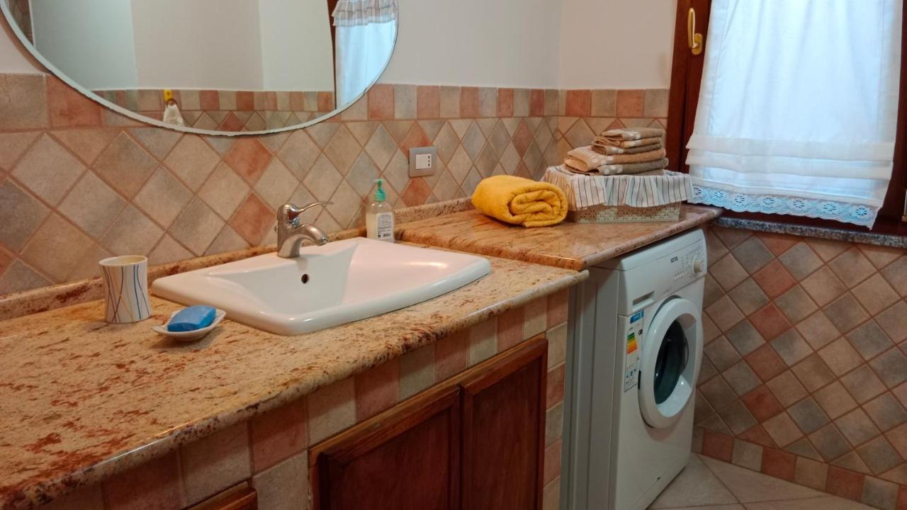 Flamingo House Apartment Cabras Ngoại thất bức ảnh